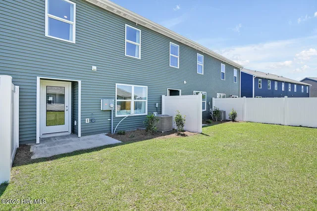 $328,990 | 72 Cashmere Court, Unit LOT 12, Wilmington, NC 28411