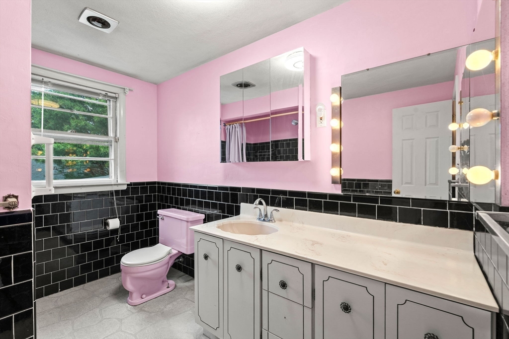 10 Pine Road Beverly, MA 01915 - Photo 28 of 42
