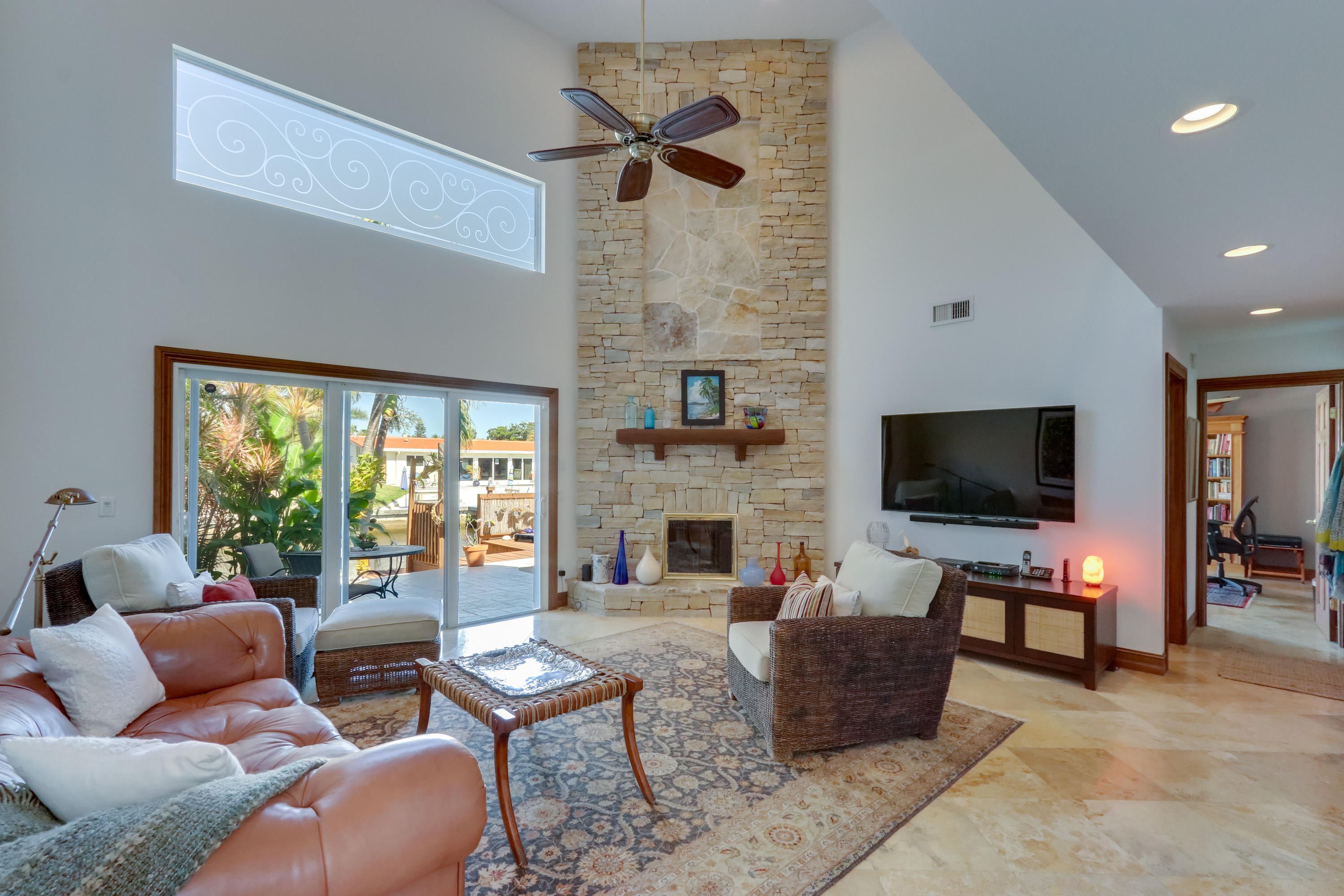 381 Southwest 15th Street Boca Raton, FL 33432 - Photo 25 of 72 Lg Family Room / Fireplace