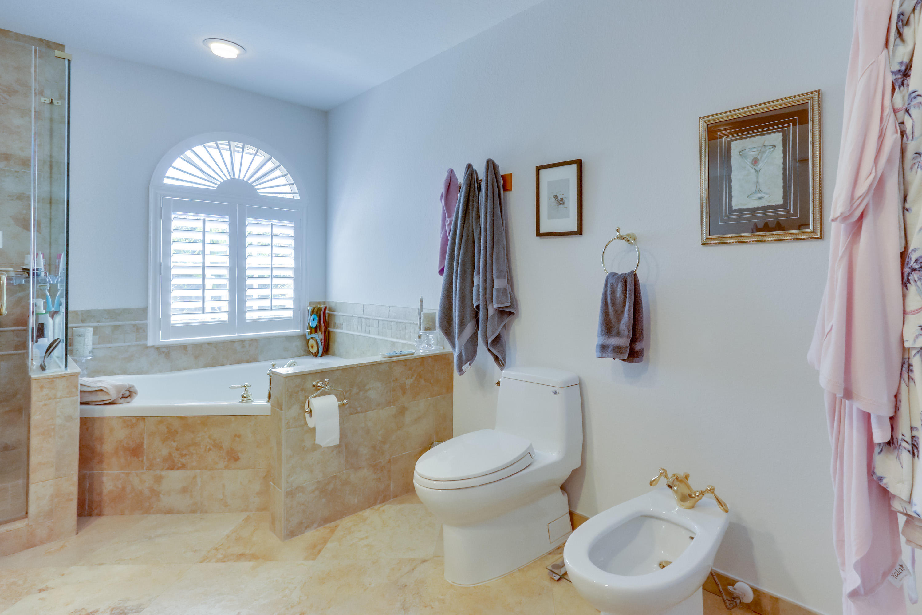 381 Southwest 15th Street Boca Raton, FL 33432 - Photo 32 of 72 Master Bathroom