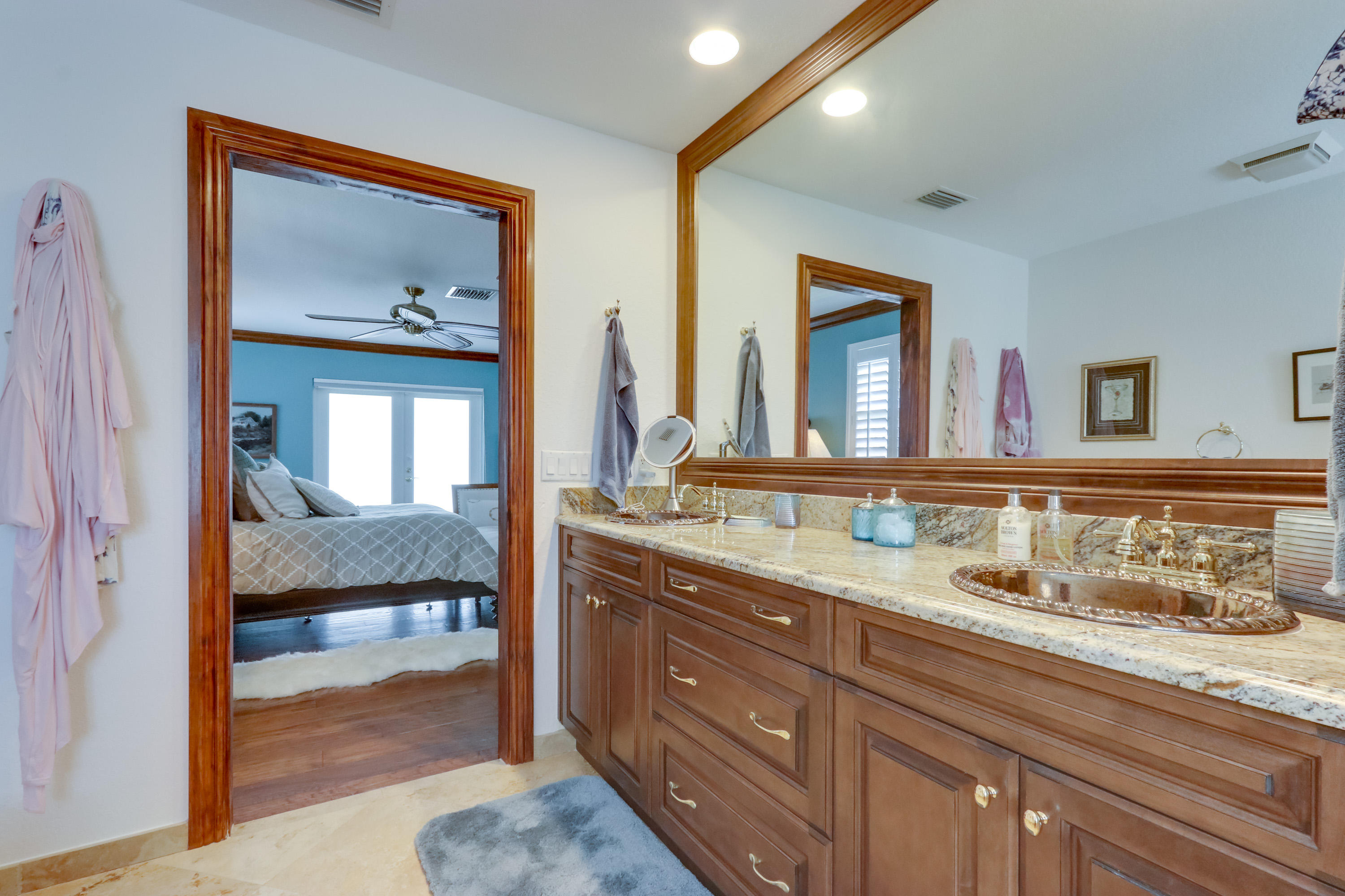 381 Southwest 15th Street Boca Raton, FL 33432 - Photo 34 of 72 Master Bathroom
