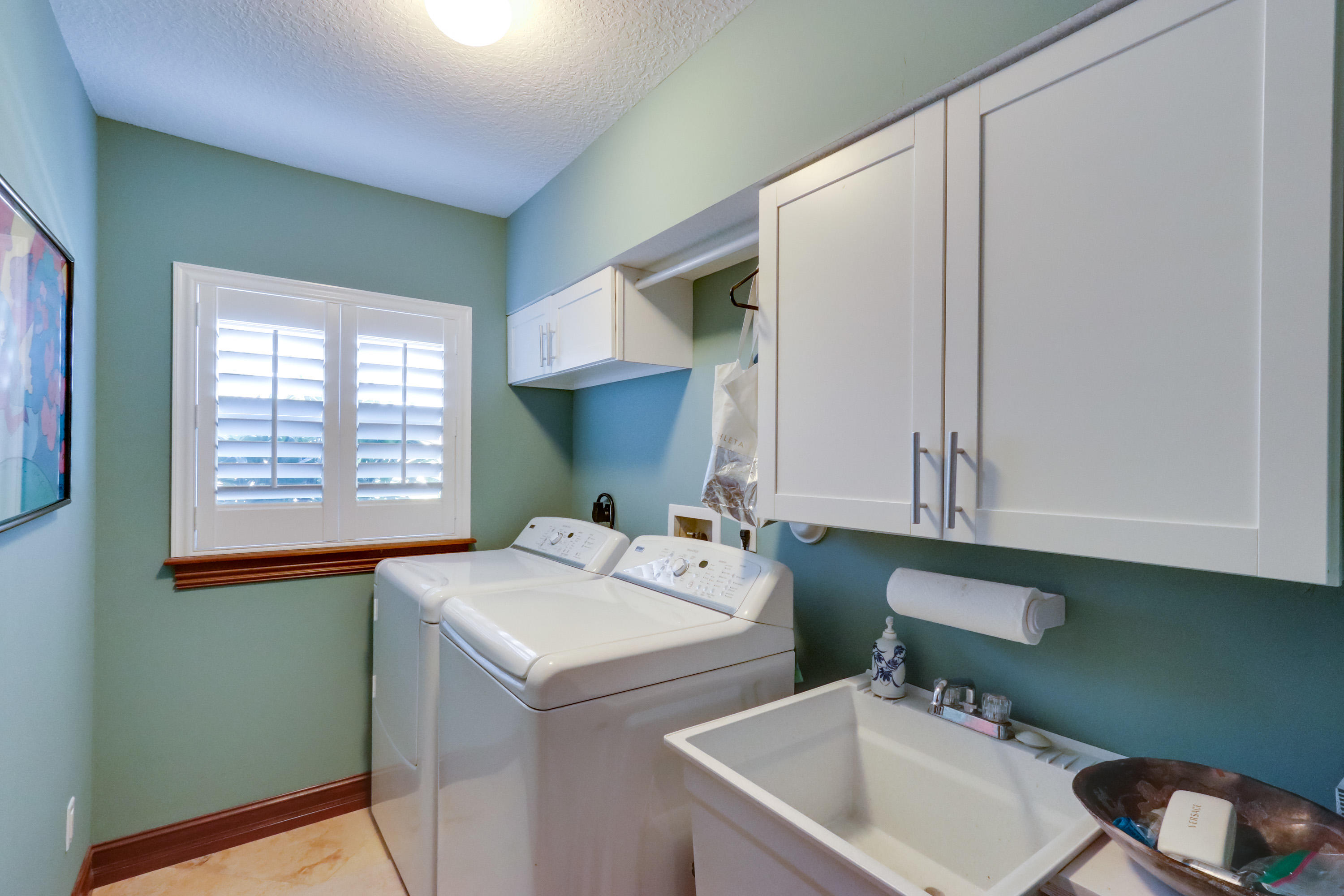 381 Southwest 15th Street Boca Raton, FL 33432 - Photo 47 of 72 Laundry Room