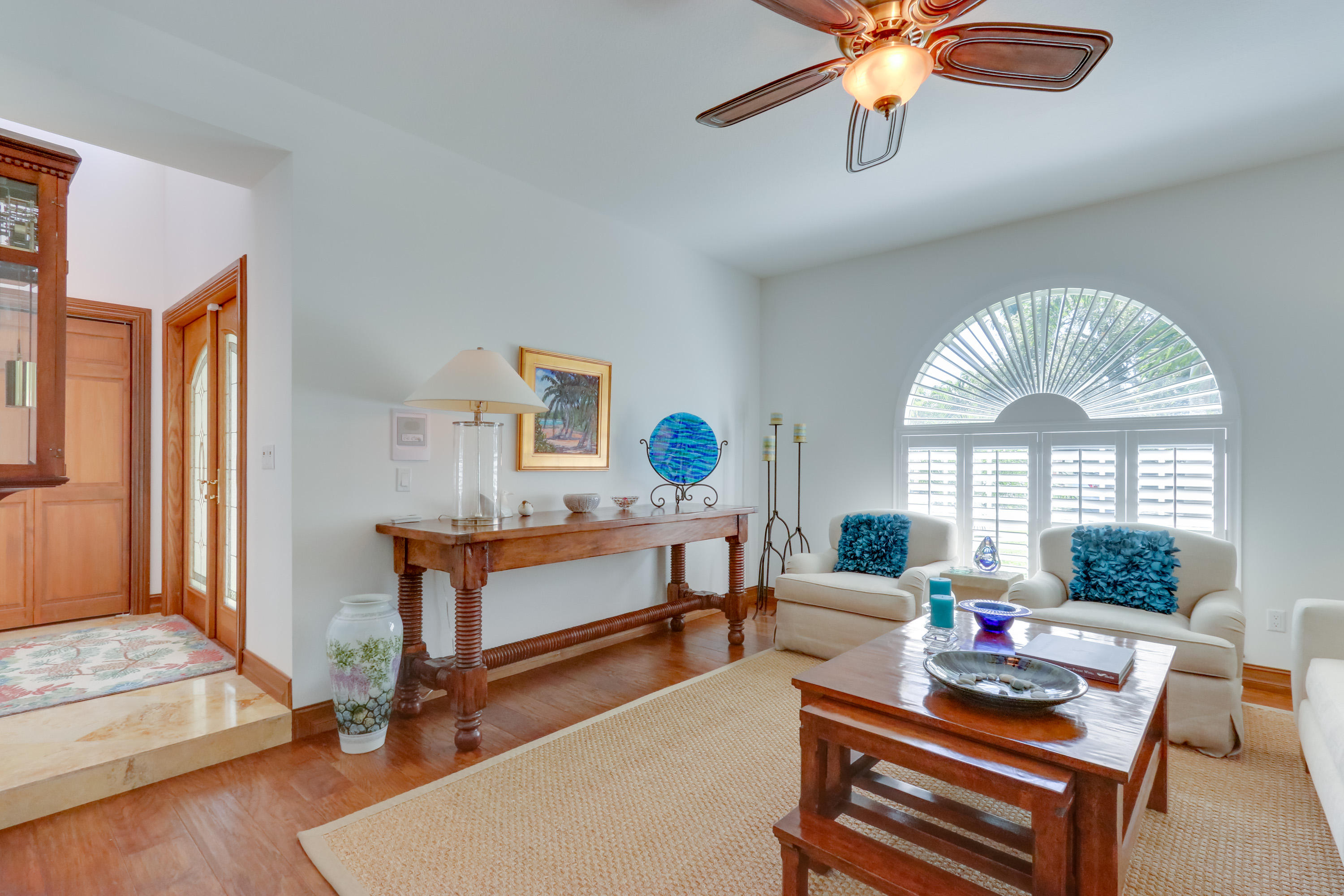 381 Southwest 15th Street Boca Raton, FL 33432 - Photo 10 of 72 Living Room