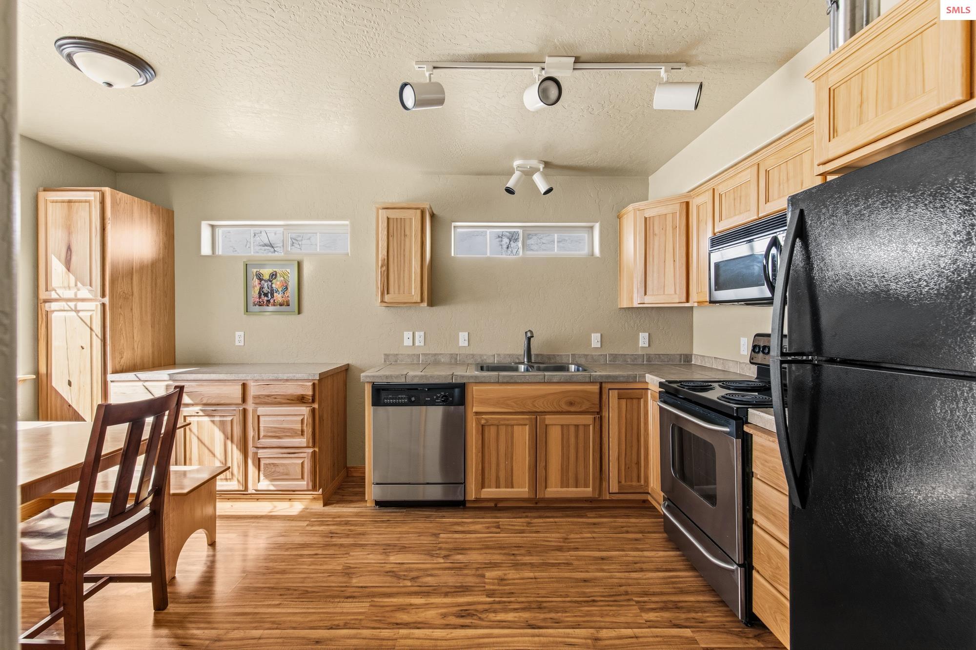 195 Snowplow Road, Unit A Sandpoint, ID 83864 - Photo 6 of 30 Gallery Image 6