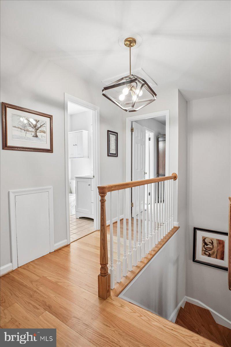3268 Fox Mill Road Oakton, VA 22124 - Photo 14 of 31 Upper level hall.