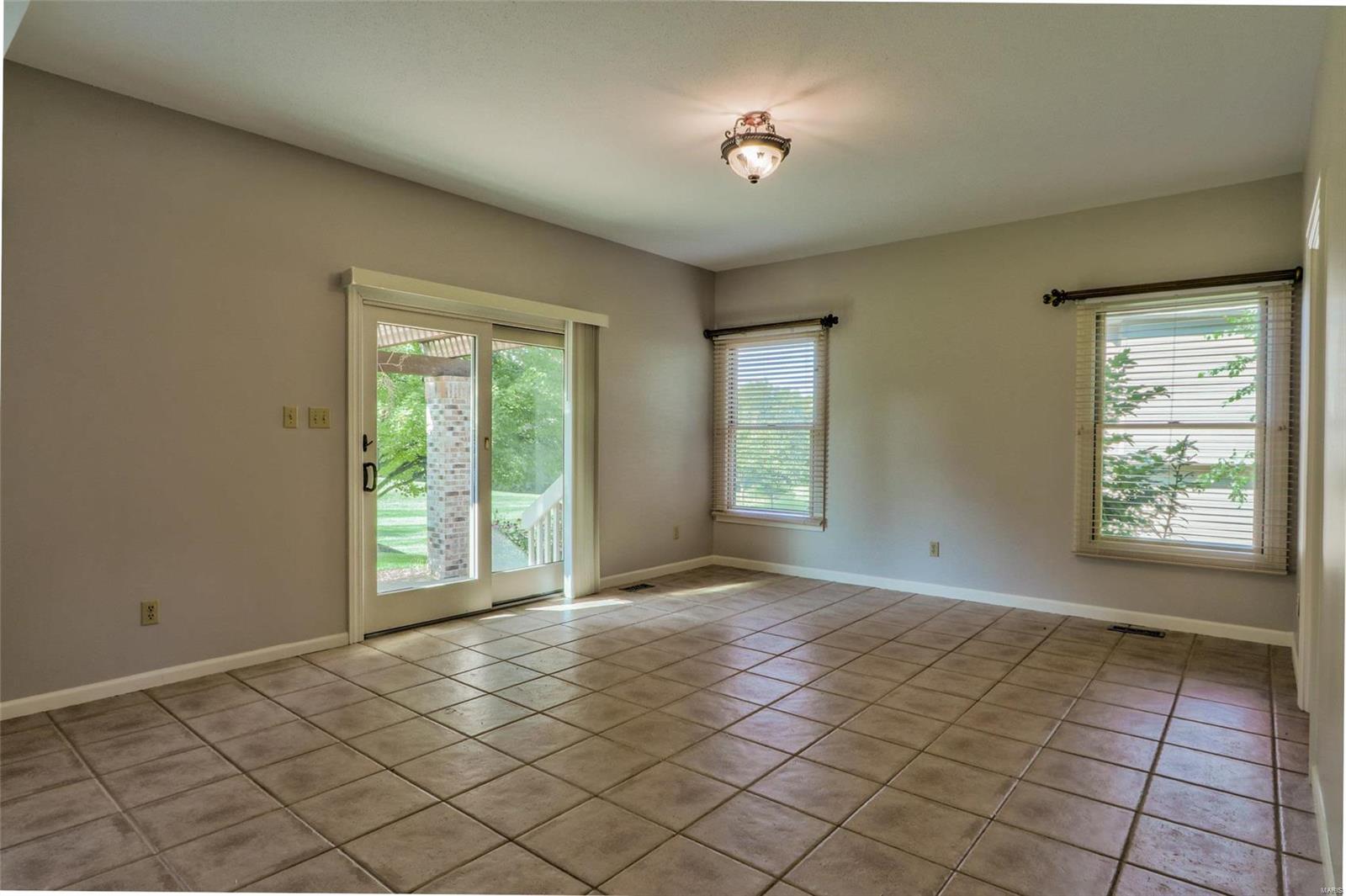 211 Summit Ridge Place Weldon Spring, MO 63304 - Photo 20 of 38 Gallery Image 20