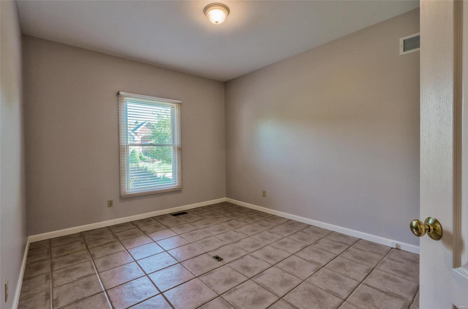211 Summit Ridge Place Weldon Spring, MO 63304 - Photo 28 of 38 Gallery Image 28