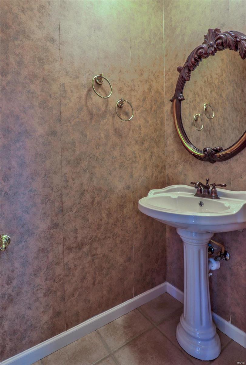 211 Summit Ridge Place Weldon Spring, MO 63304 - Photo 29 of 38 Gallery Image 29