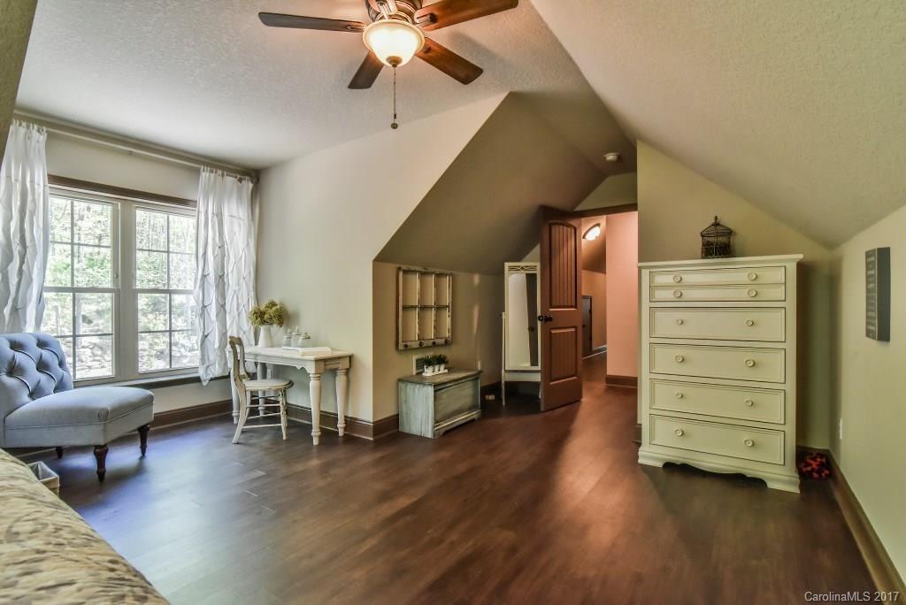 50 Ivy Cove Road Fairview, NC 28730 - Photo 15 of 24 Gallery Image 15