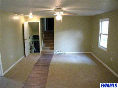 2312 Chapman Road Huntertown, IN 46748 - Photo 4 of 20 Gallery Image 4