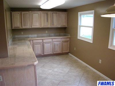 2312 Chapman Road Huntertown, IN 46748 - Photo 9 of 20 Gallery Image 9