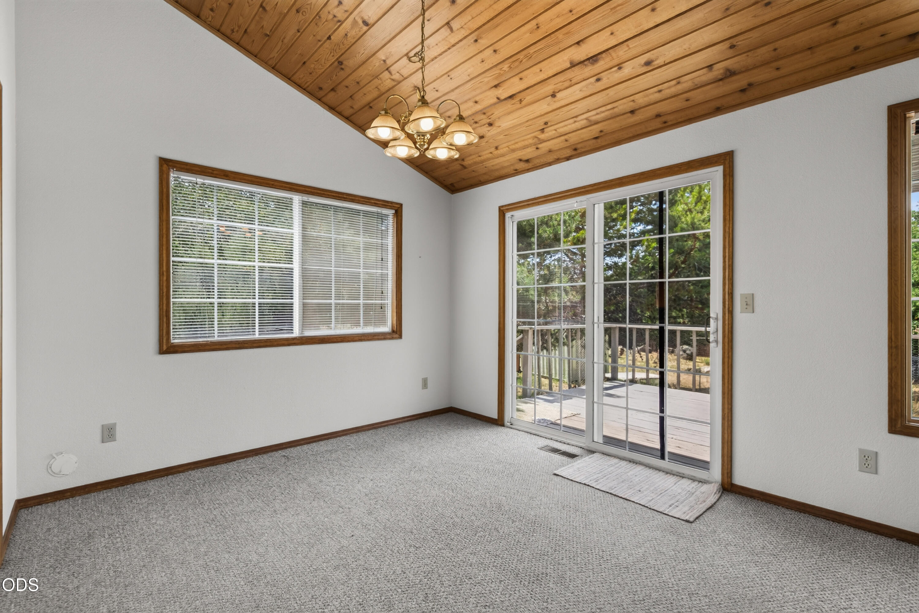 61145 Ladera Road Bend, OR 97702 - Photo 22 of 37