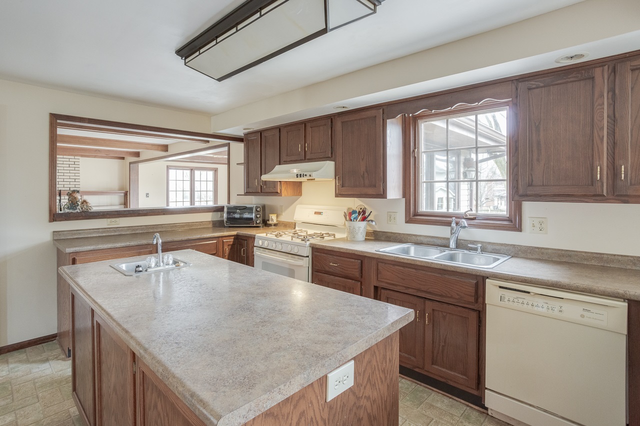 2013 Ransom Drive Fort Wayne, IN 46845 - Photo 11 of 35 Gallery Image 11