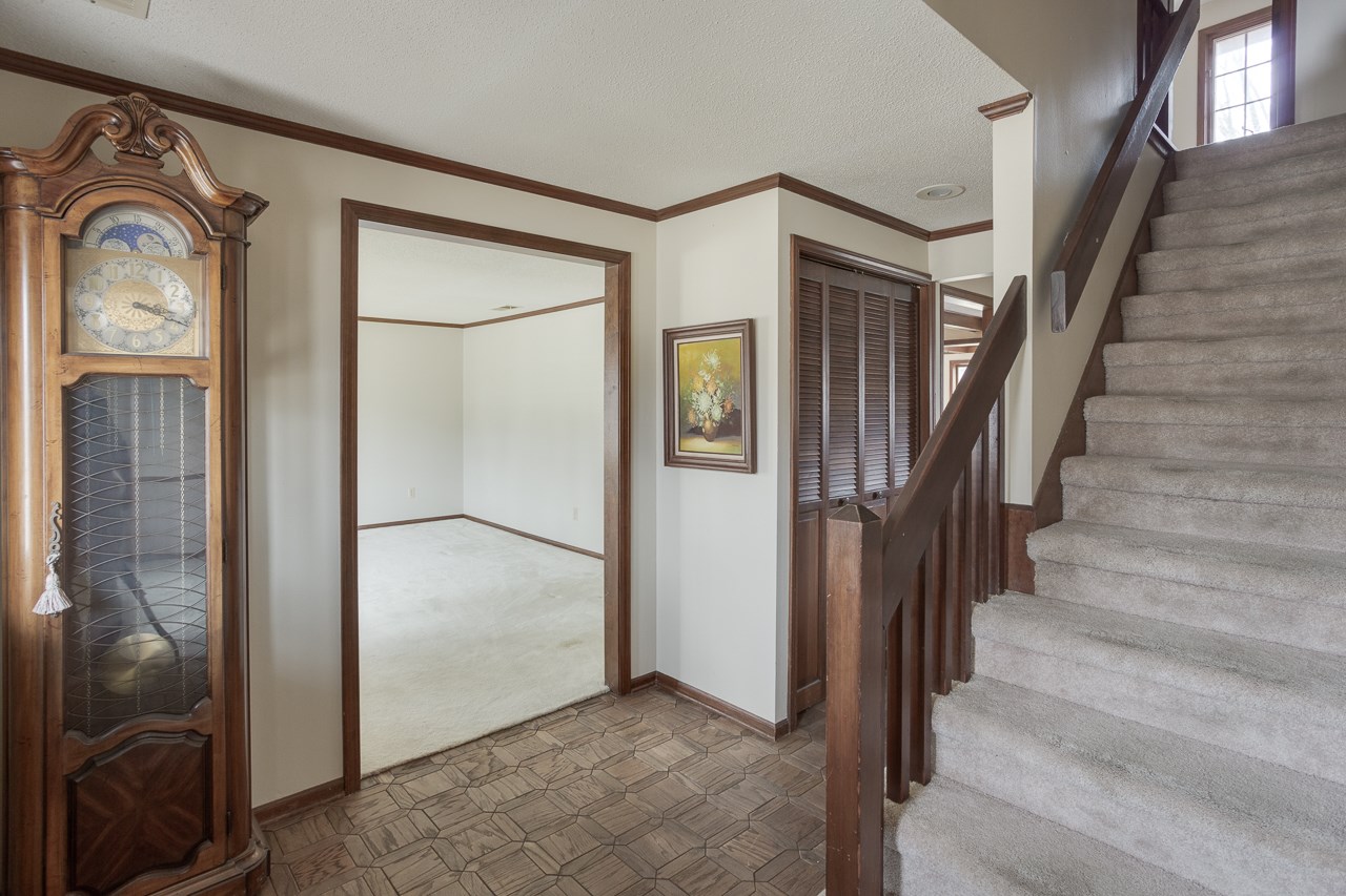 2013 Ransom Drive Fort Wayne, IN 46845 - Photo 5 of 35 Gallery Image 5