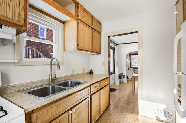 $299,000 | 501 Troy Drive, Madison, WI 53704