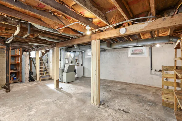 $299,000 | 501 Troy Drive, Madison, WI 53704