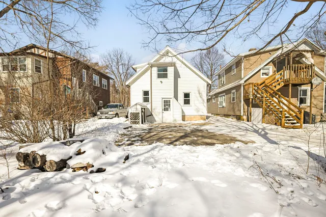 $299,000 | 501 Troy Drive, Madison, WI 53704