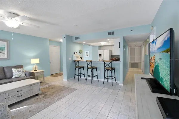 $6,700 | 1328 Siesta Bayside Drive, Unit 1328C, Sarasota, FL 34242