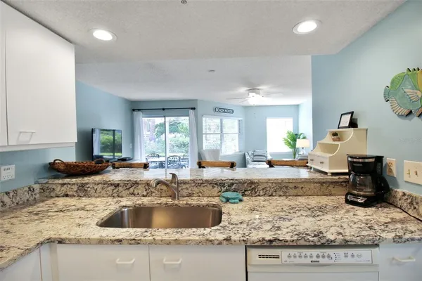 $6,700 | 1328 Siesta Bayside Drive, Unit 1328C, Sarasota, FL 34242