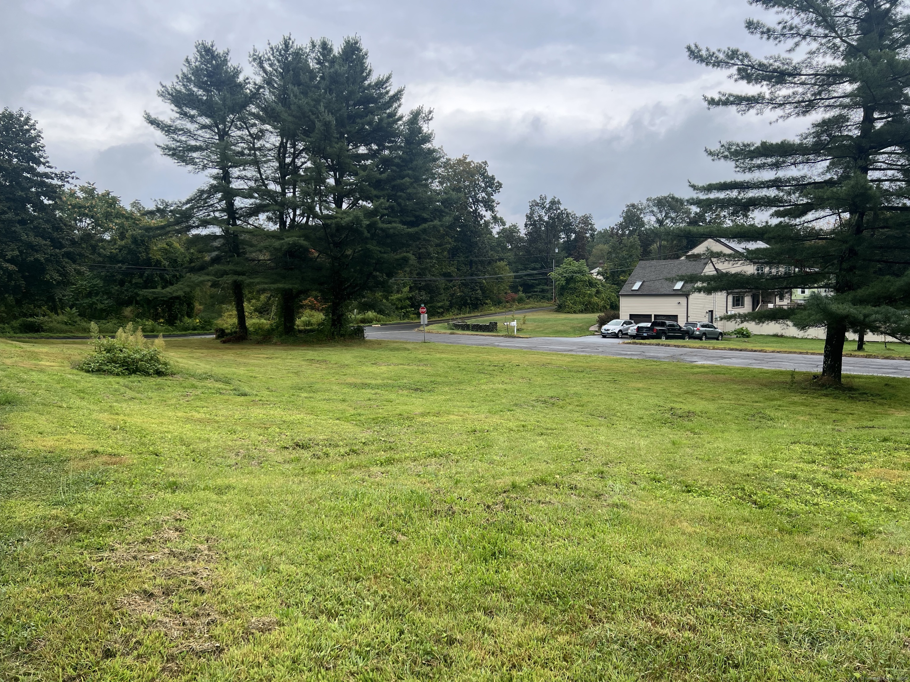 281 Watertown Road Middlebury, CT 06762 - Photo 15 of 23