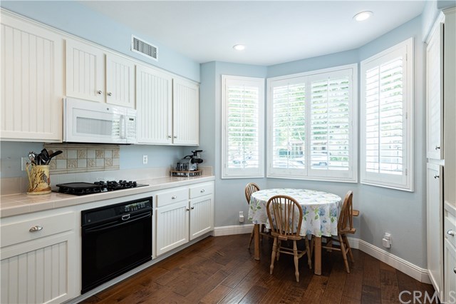 10 Algerwood Ladera Ranch, CA 92694 - Photo 11 of 28