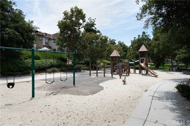 10 Algerwood Ladera Ranch, CA 92694 - Photo 26 of 28