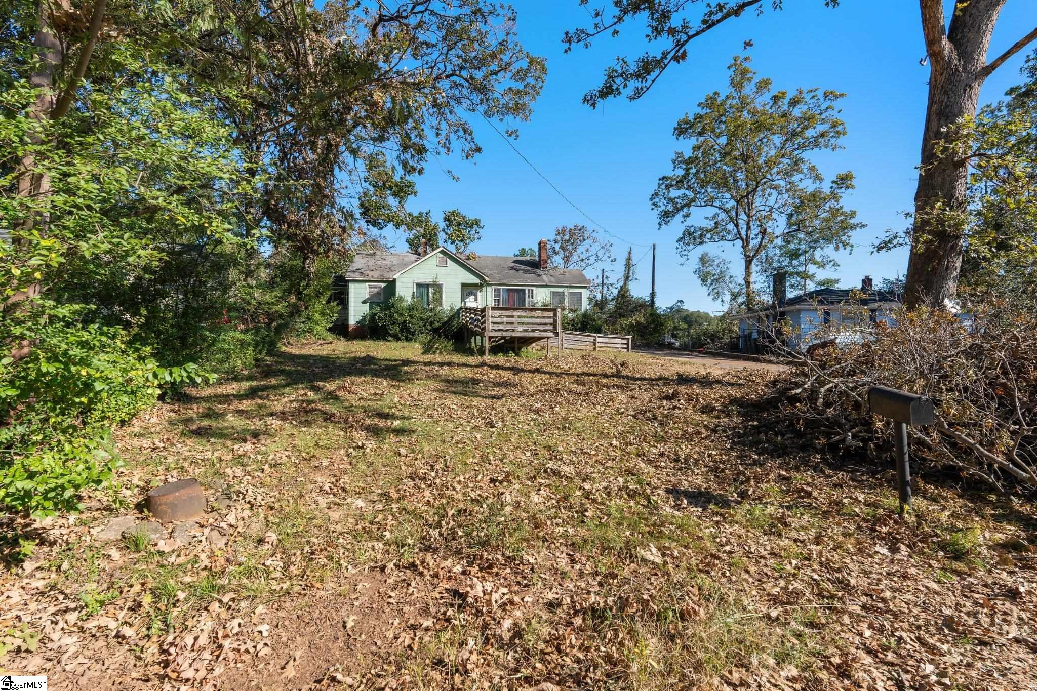12 Collinson Road Greenville, SC 29605 - Photo 3 of 12 Gallery Image 3