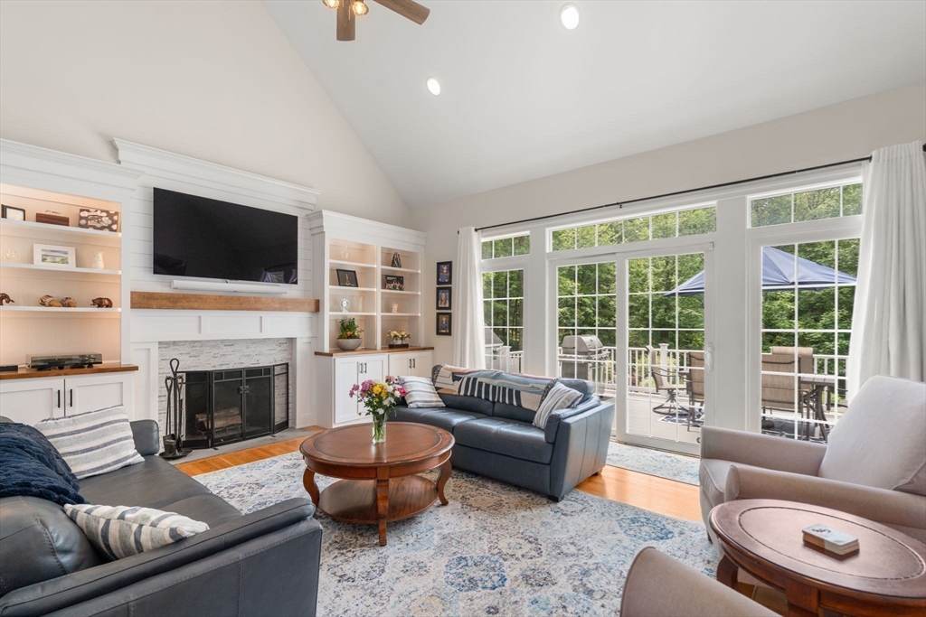 320 High Plain Road Andover, MA 01810 - Photo 5 of 42