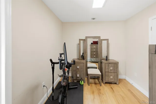 $899,000 | 336 Nicolls Road, Deer Park, NY 11729