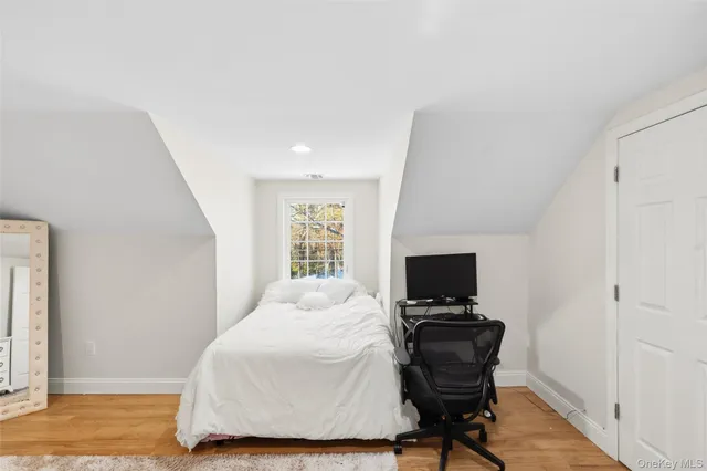 $899,000 | 336 Nicolls Road, Deer Park, NY 11729