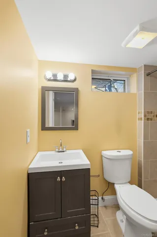 $899,000 | 336 Nicolls Road, Deer Park, NY 11729