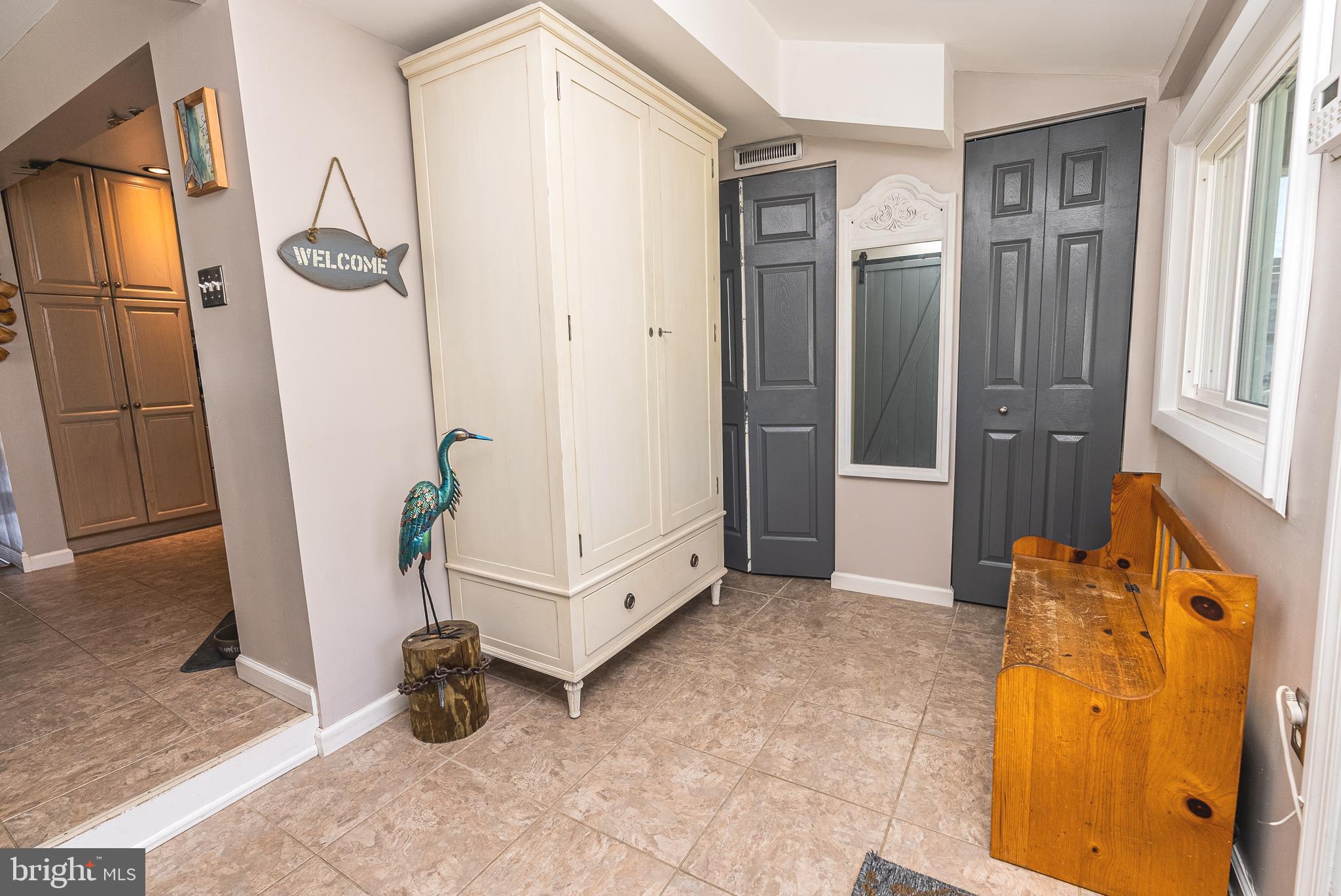 1227 Bayside Road Essex, MD 21221 - Photo 2 of 78 Foyer with lots of storage