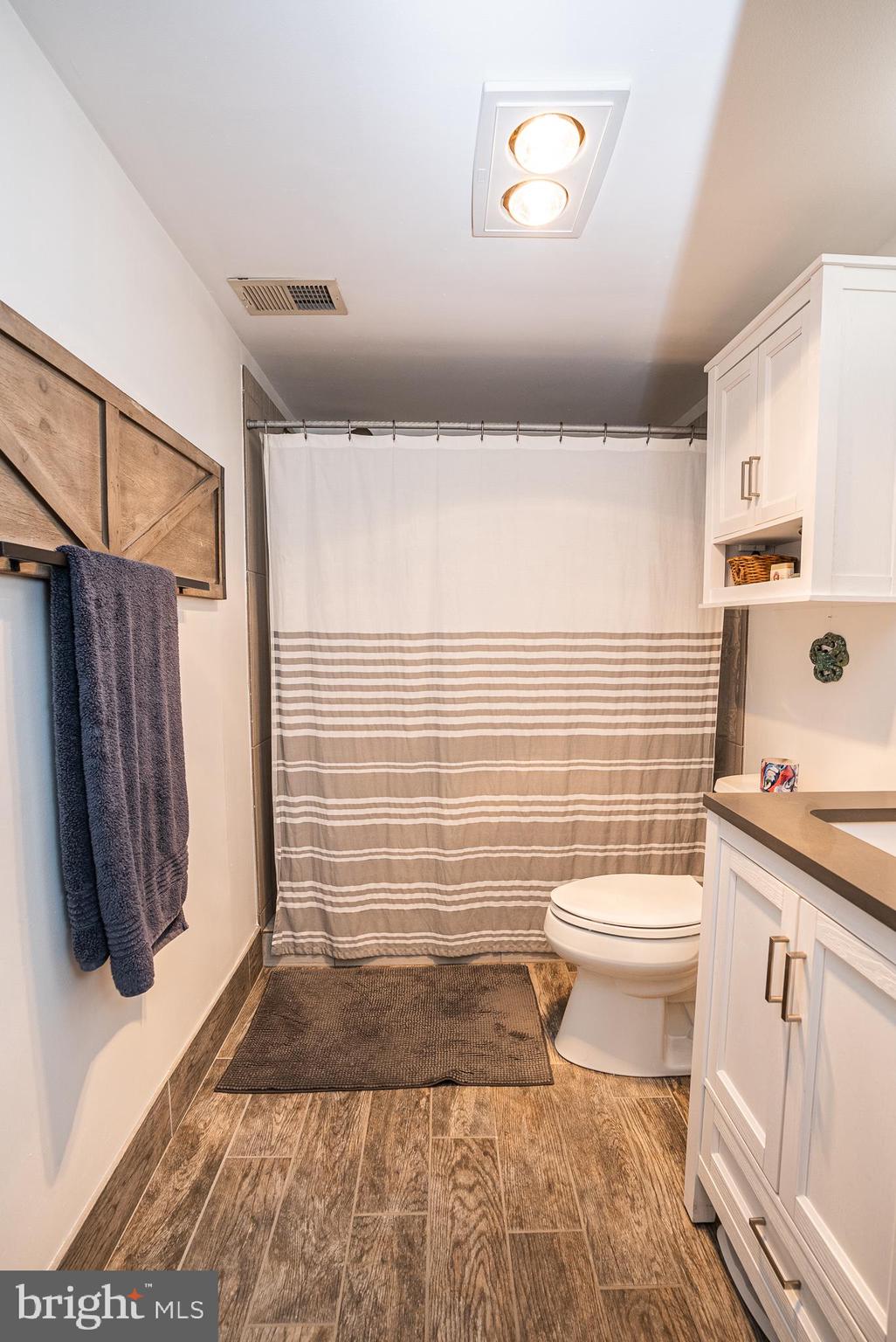1227 Bayside Road Essex, MD 21221 - Photo 30 of 78 Full Bathroom