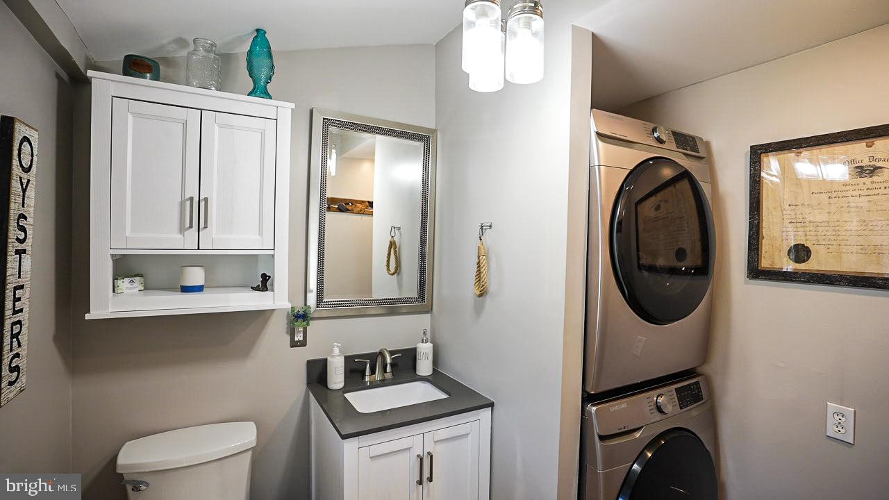 1227 Bayside Road Essex, MD 21221 - Photo 5 of 78 Half bathroom with laundry