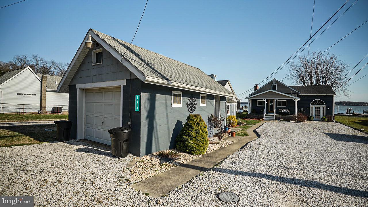 1227 Bayside Road Essex, MD 21221 - Photo 55 of 78 Garage