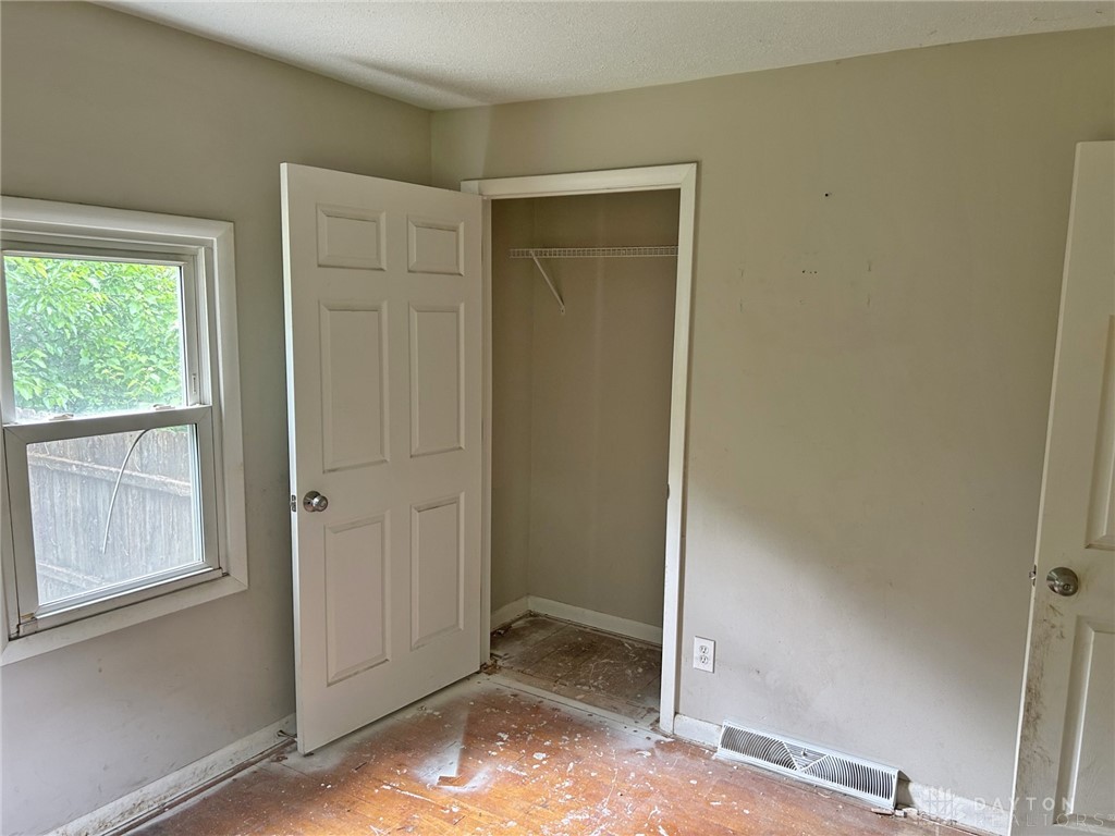 4234 Sheller Avenue Riverside, OH 45432 - Photo 9 of 20