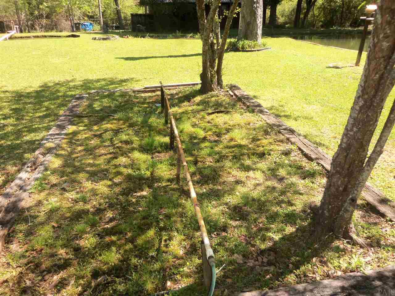 1015 Daffin Road Molino, FL 32577 - Photo 16 of 32 Gallery Image 16