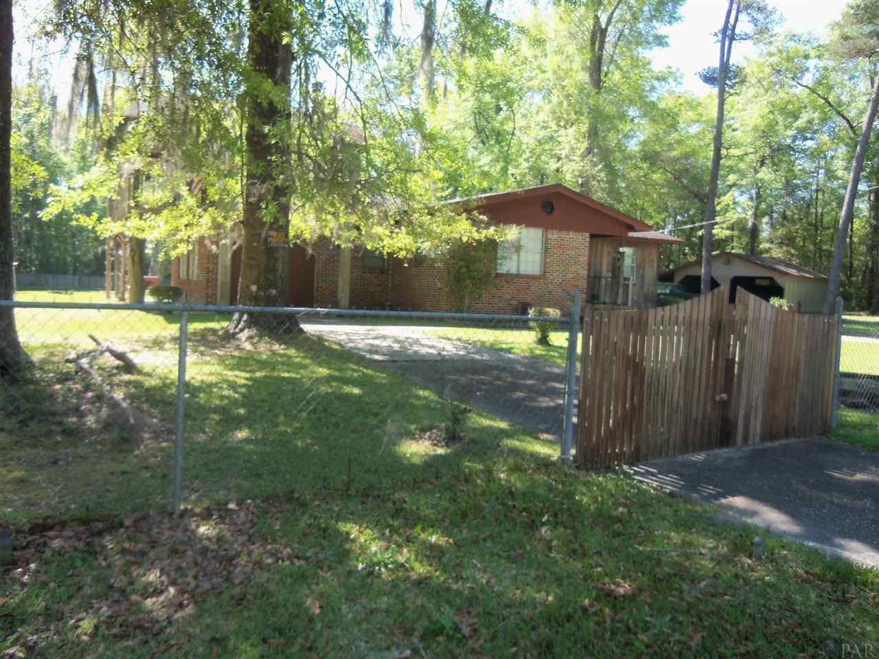 1015 Daffin Road Molino, FL 32577 - Photo 2 of 32 Gallery Image 2