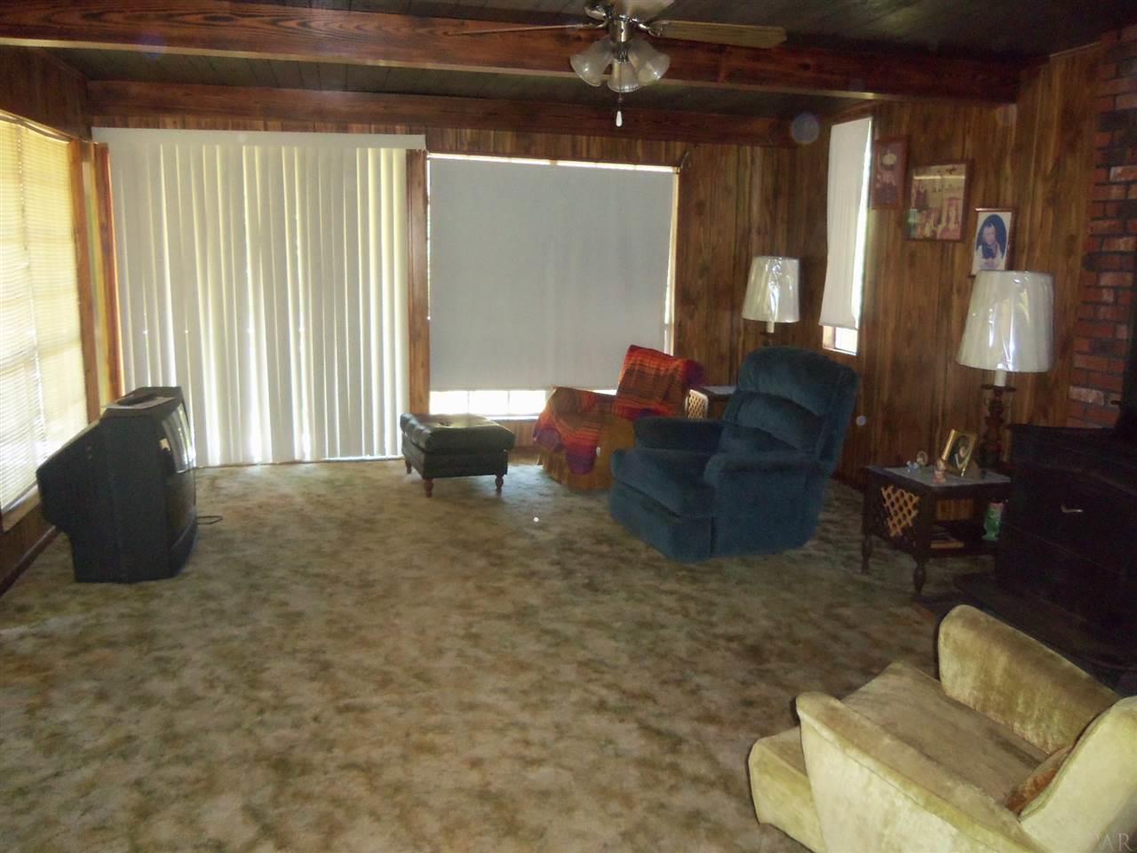 1015 Daffin Road Molino, FL 32577 - Photo 28 of 32 Gallery Image 28