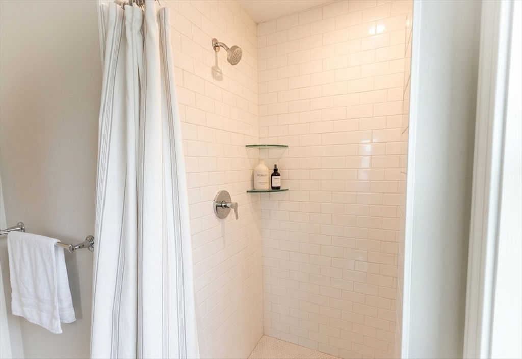 57 Castine Street, Unit 1 Worcester, MA 01606 - Photo 22 of 27