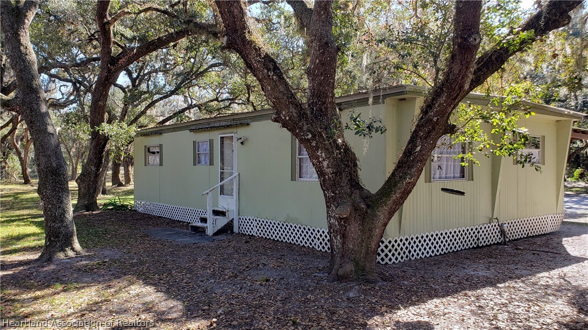 4 Rimes Road Venus, FL 33960 - Photo 3 of 36 Gallery Image 3