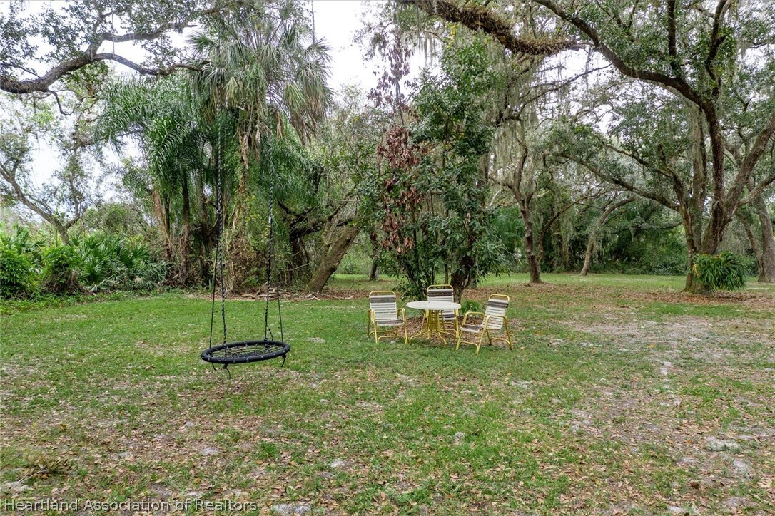 4 Rimes Road Venus, FL 33960 - Photo 8 of 36 Gallery Image 8