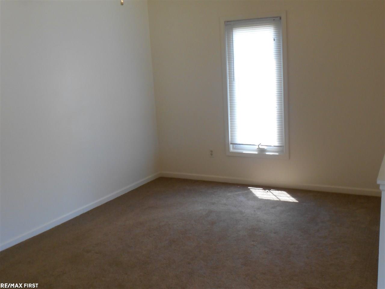 37386 Stonegate Circle Clinton Township, MI 48036 - Photo 5 of 17