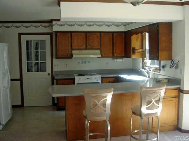 4325 Craddock Road Raleigh, NC 27613 - Photo 3 of 9
