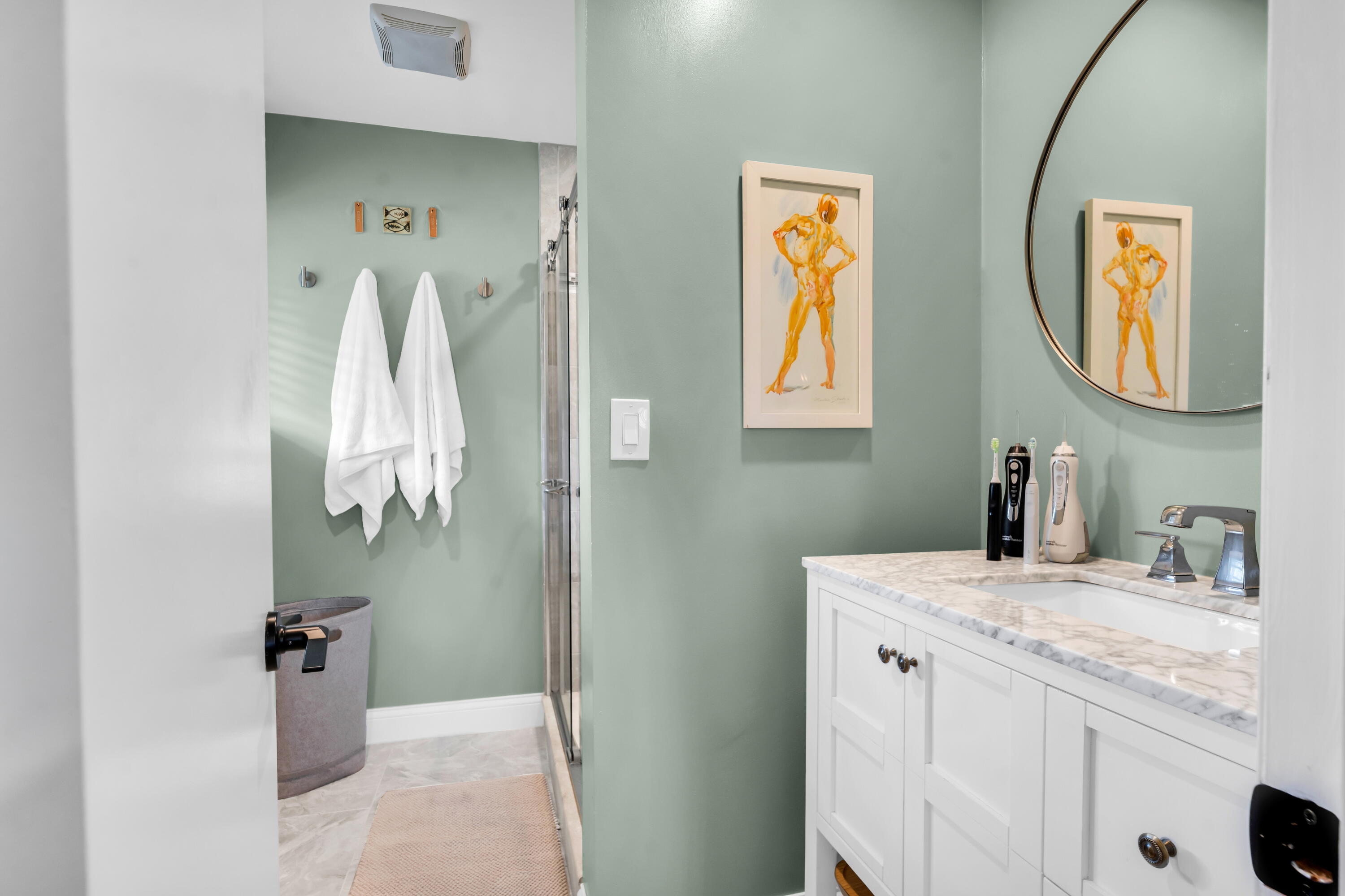 2348 Pine Lake Road West Bloomfield, MI 48324 - Photo 19 of 47 19 - Primary Bath
