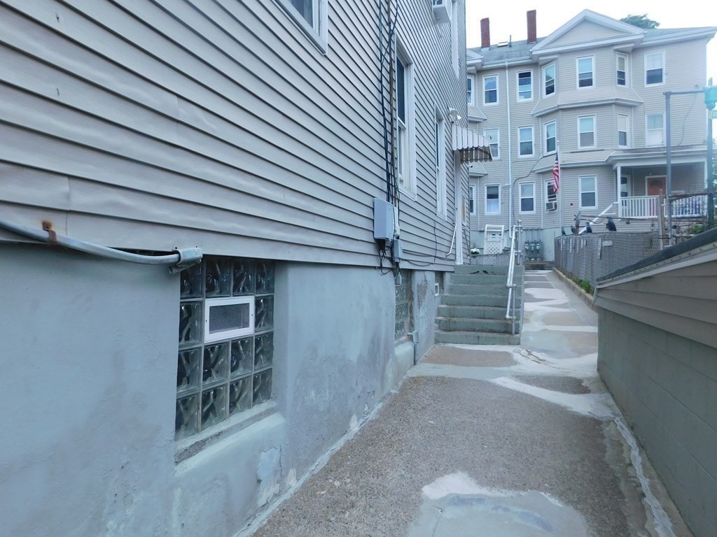 423-425 Division Street Fall River, MA 02721 - Photo 5 of 12