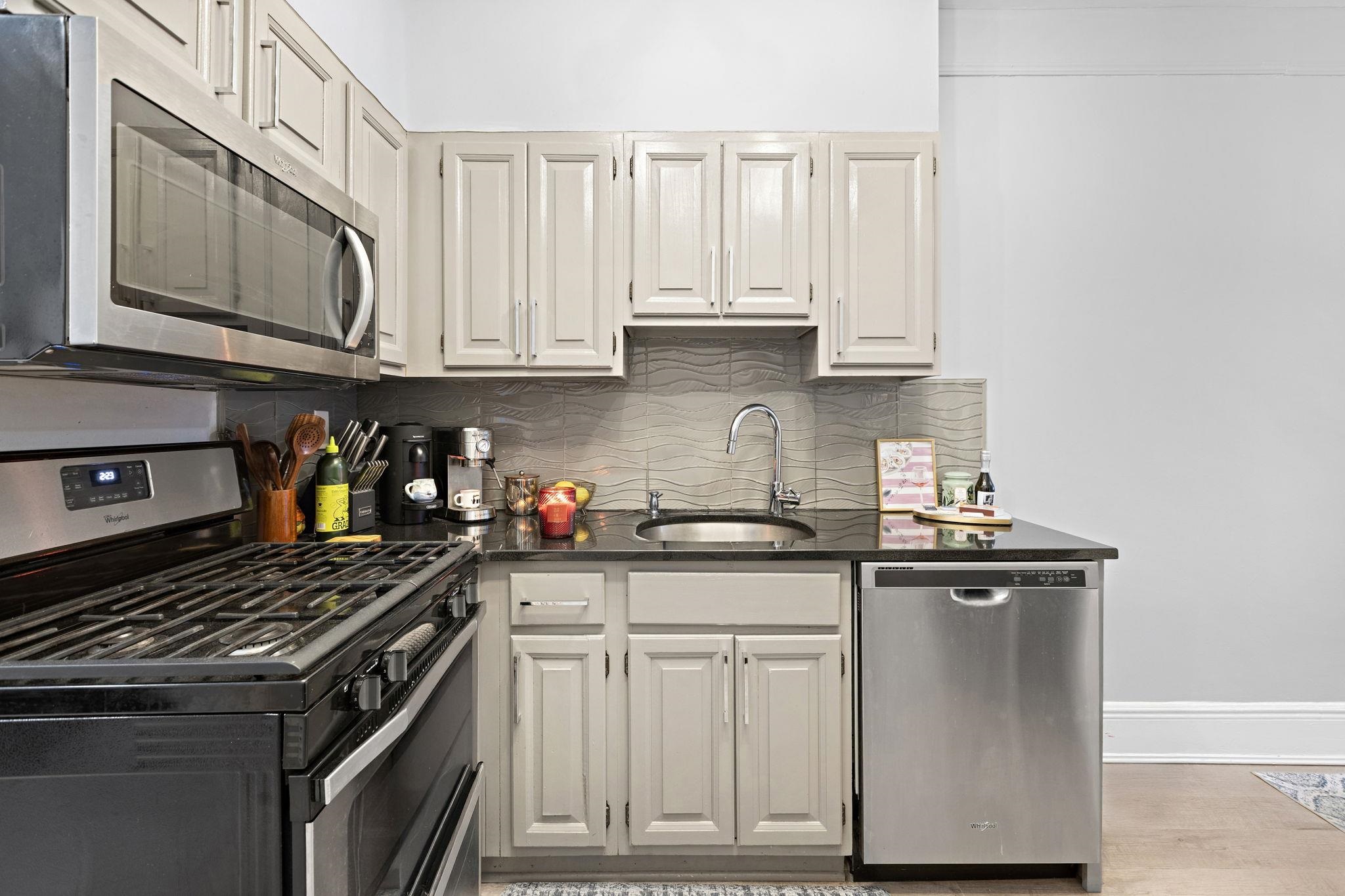 114 Washington Street, Unit 2 Hoboken, NJ 07030 - Photo 6 of 13