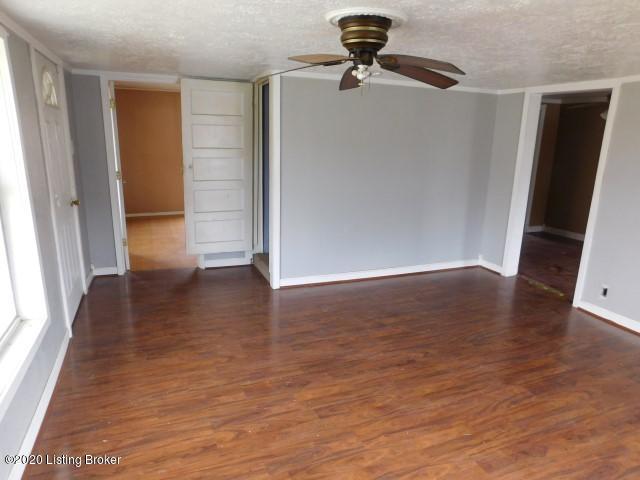 17 Judd Road Booneville, KY 41314 - Photo 14 of 15 Living Room (3)