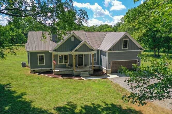 1754 Vesta Road Lebanon, TN 37090 - Photo 2 of 37 a house view with a garden space