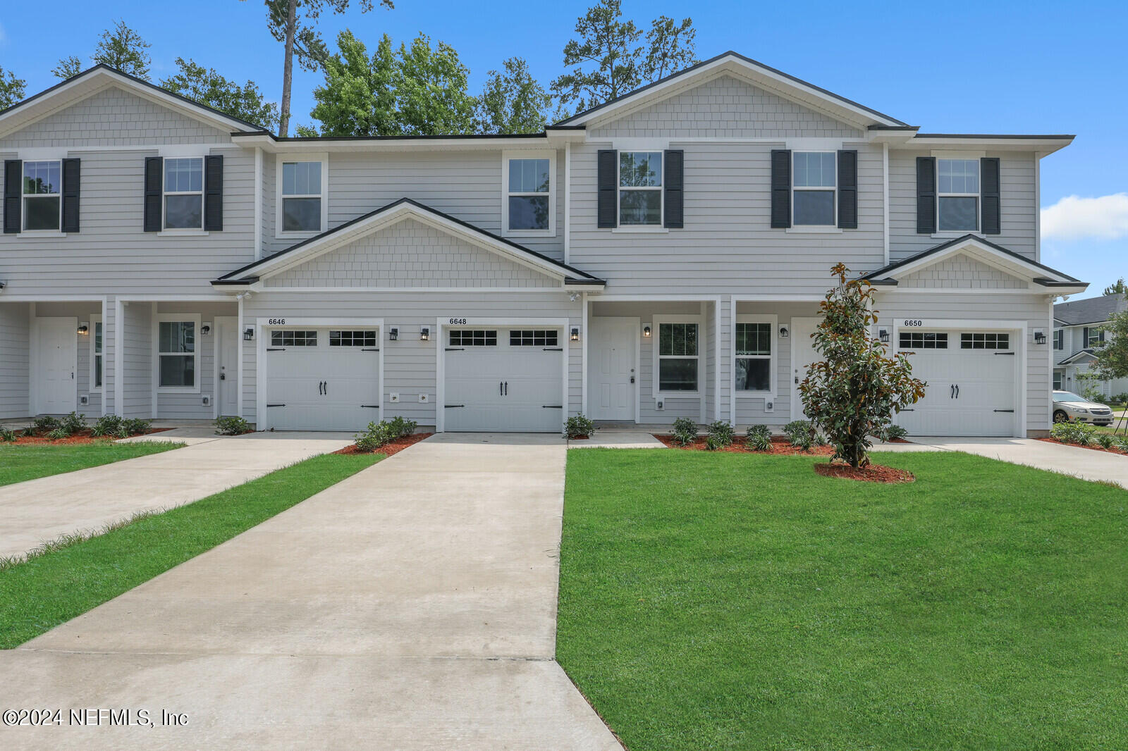 6644 Talking Tree Court Jacksonville, FL 32205 - Photo 1 of 22 Front of Home
